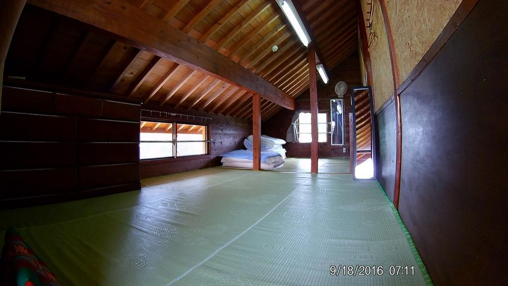 Hotel Tropical Surf House Okinawa Onna Exterior foto